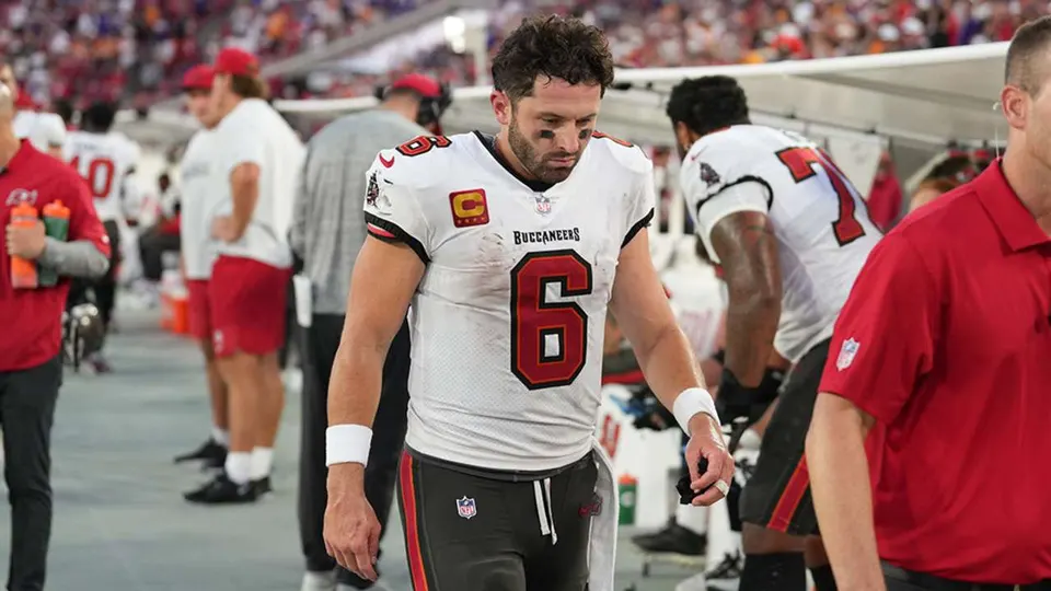 Buccaneers, Mayfield out almeno 3 settimane: al suo posto il rookie Jalon Daniels