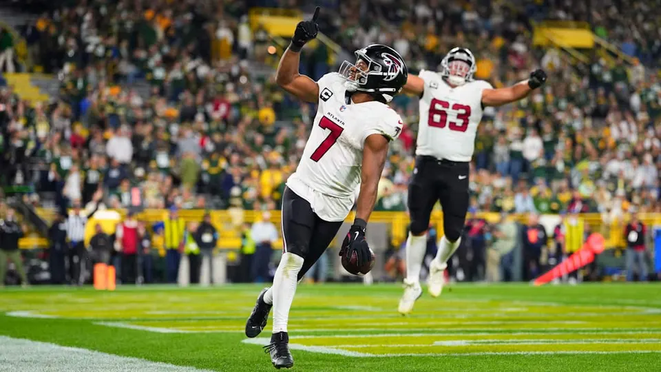 NFL, i Players of the Week della Settimana 3: Bowers e Bijan Robinson protagonisti