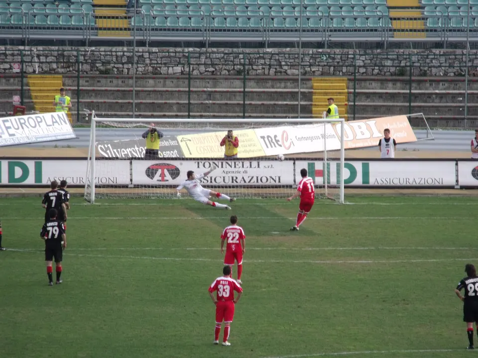 20100410GrStadioElfmeter3
